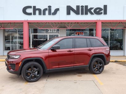 Used 2023 Jeep Grand Cherokee Altitude