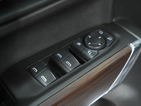 Used 2020 GMC Sierra 1500 SLT w/ SLT Premium Plus Package image 23