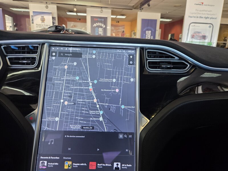 Used 2016 Tesla Model S 90D AWD/4WD image 23