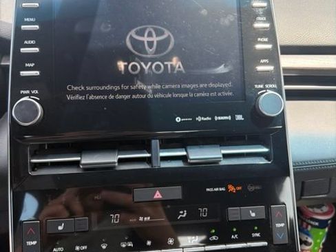 Used 2019 Toyota Avalon XLE FWD image 6