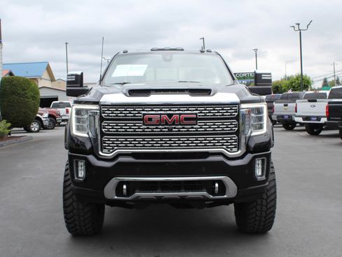 Used 2022 GMC Sierra 3500 Denali w/ Denali Ultimate Package AWD/4WD image 10