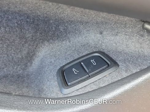 Used 2021 Chevrolet Corvette Stingray Preferred Cpe w/ 2LT image 32