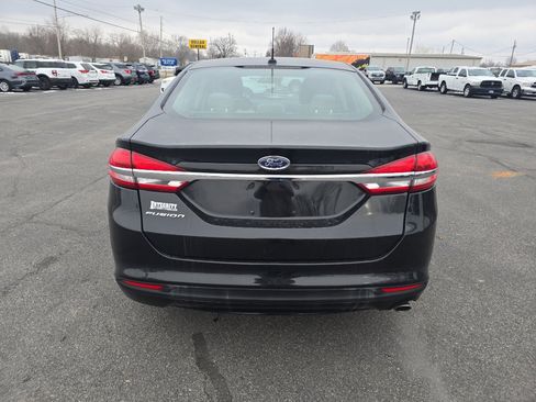 Used 2017 Ford Fusion S image 7