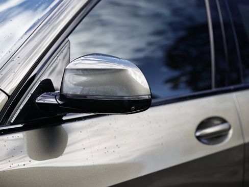 Used 2022 BMW X5 xDrive40i w/ M Sport Package image 11