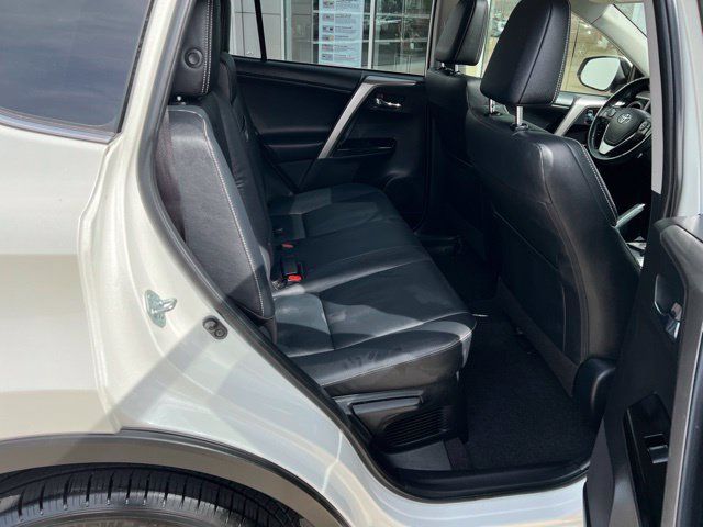 Used 2016 Toyota RAV4 Limited AWD/4WD image 31