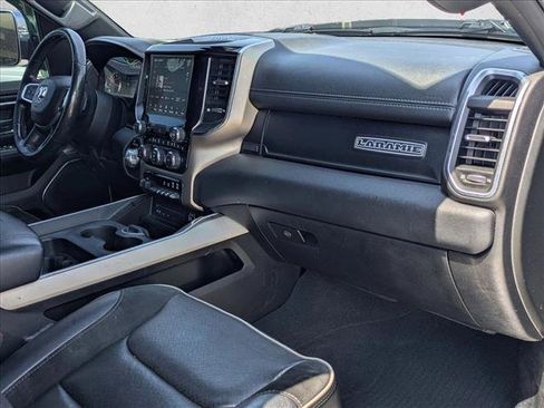 Used 2019 RAM 1500 Laramie w/ Sport Appearance Package AWD/4WD image 21