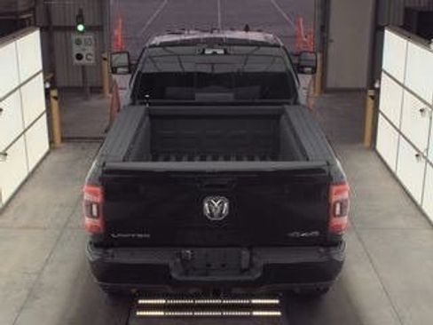 Used 2024 RAM 2500 Limited image 7