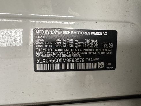 Used 2021 BMW X5 xDrive40i w/ M Sport Package AWD/4WD image 16