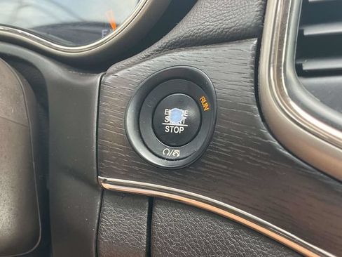 Used 2017 Jeep Grand Cherokee Summit RWD image 35