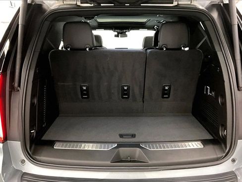 Used 2024 Chevrolet Tahoe Z71 w/ Luxury Package image 39