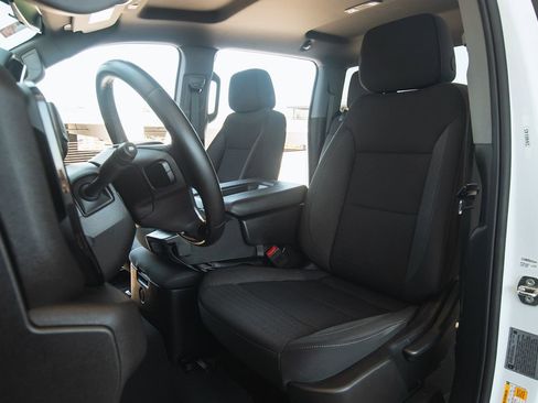 Used 2024 Chevrolet Silverado 2500 LT image 15