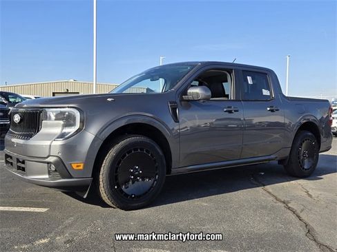 New 2026 Ford Maverick Lobo image 5