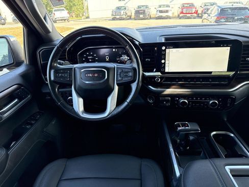 Used 2022 GMC Sierra 1500 SLT w/ SLT Premium Package image 16
