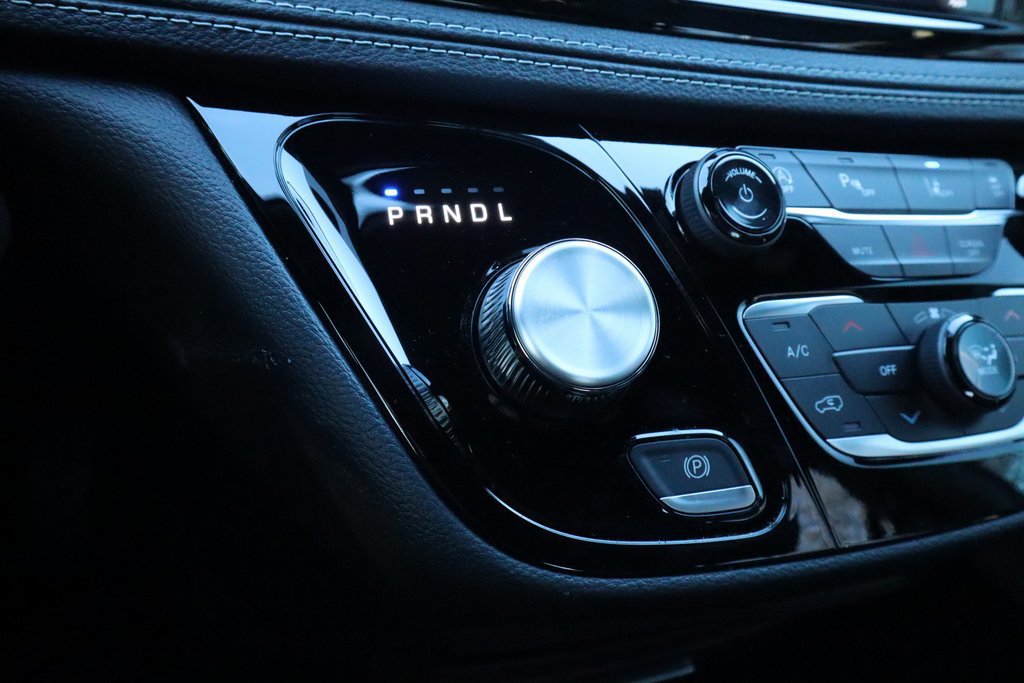 New 2026 Chrysler Pacifica Select FWD image 8