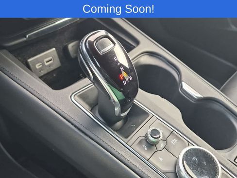 Used 2024 Cadillac XT4 Sport w/ Cold Weather Package AWD/4WD image 31