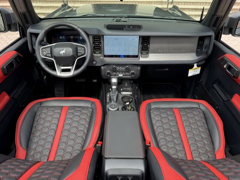 Used 2025 Ford Bronco Big Bend AWD/4WD image 25