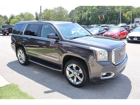 Used 2016 GMC Yukon Denali w/ Open Road Package AWD/4WD image 7
