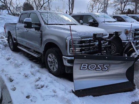 Certified 2024 Ford F350 Lariat w/ Chrome Package image 6