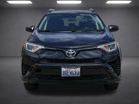 Used 2016 Toyota RAV4 LE FWD image 9