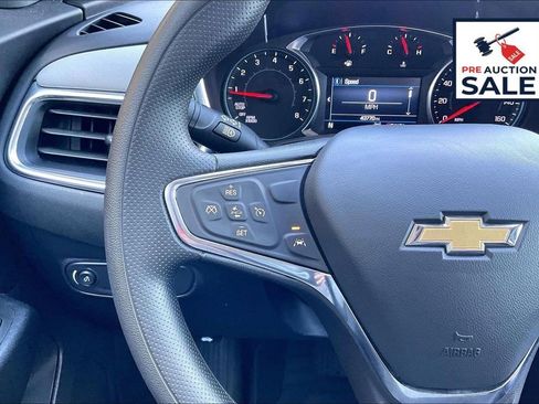 Used 2024 Chevrolet Equinox LS w/ LS Convenience Package AWD/4WD image 18