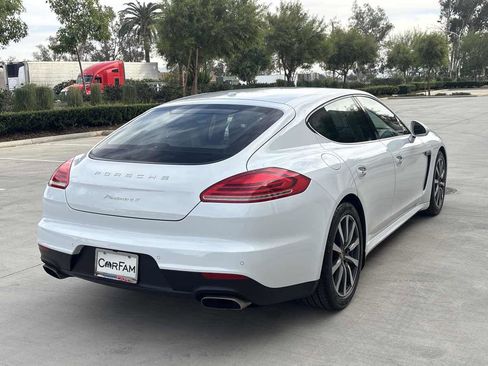 Used 2016 Porsche Panamera 4 Edition image 5