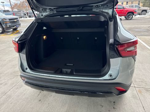 New 2026 Chevrolet Trax RS w/ Driver Confidence Package image 28