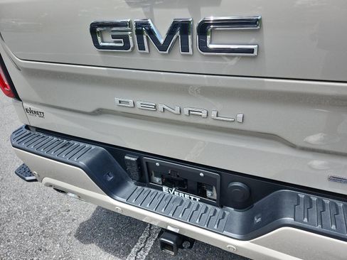 Certified 2026 GMC Sierra 1500 Denali Ultimate AWD/4WD image 4