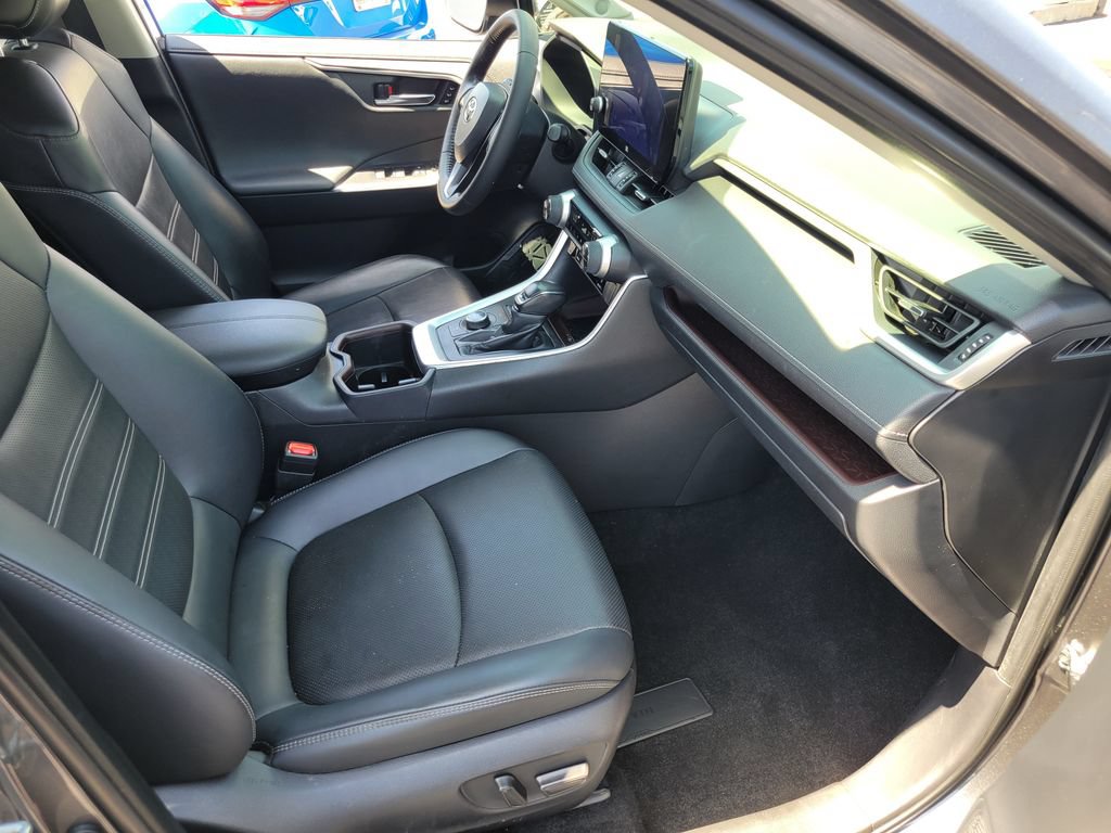 Used 2024 Toyota RAV4 Limited AWD/4WD image 19