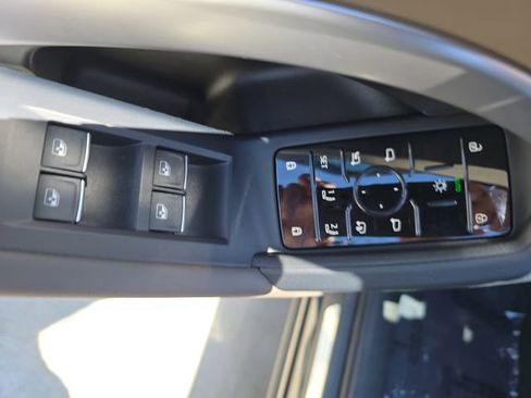 Used 2025 Audi Q5 Premium w/ Convenience Package AWD/4WD image 32
