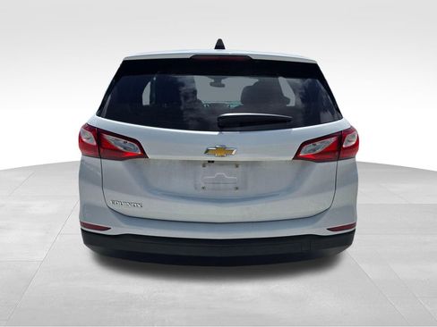 Used 2020 Chevrolet Equinox LS FWD image 12