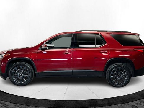 Used 2021 Chevrolet Traverse RS image 2
