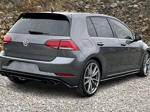Used 2019 Volkswagen Golf R 4-Door image 2