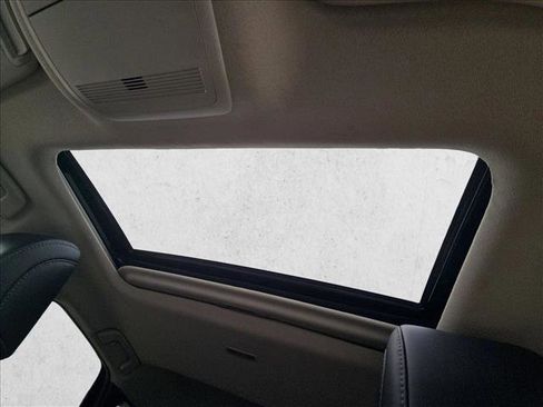 Used 2025 MAZDA CX-30 AWD 2.5 S w/ Preferred Package image 15