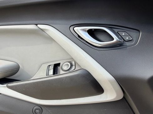 Used 2018 Chevrolet Camaro LT w/ RS Package image 22