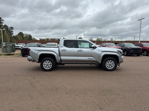 New 2026 Toyota Tacoma SR5 image 29