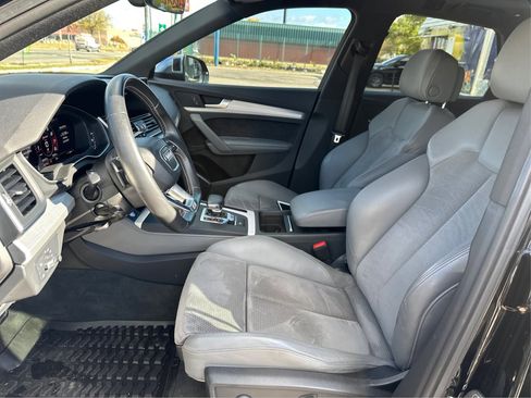 Used 2019 Audi SQ5 Premium Plus w/ Premium Plus Package image 10