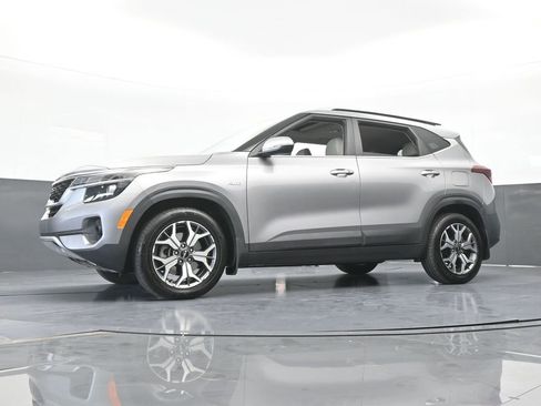 Used 2022 Kia Seltos EX AWD/4WD image 59