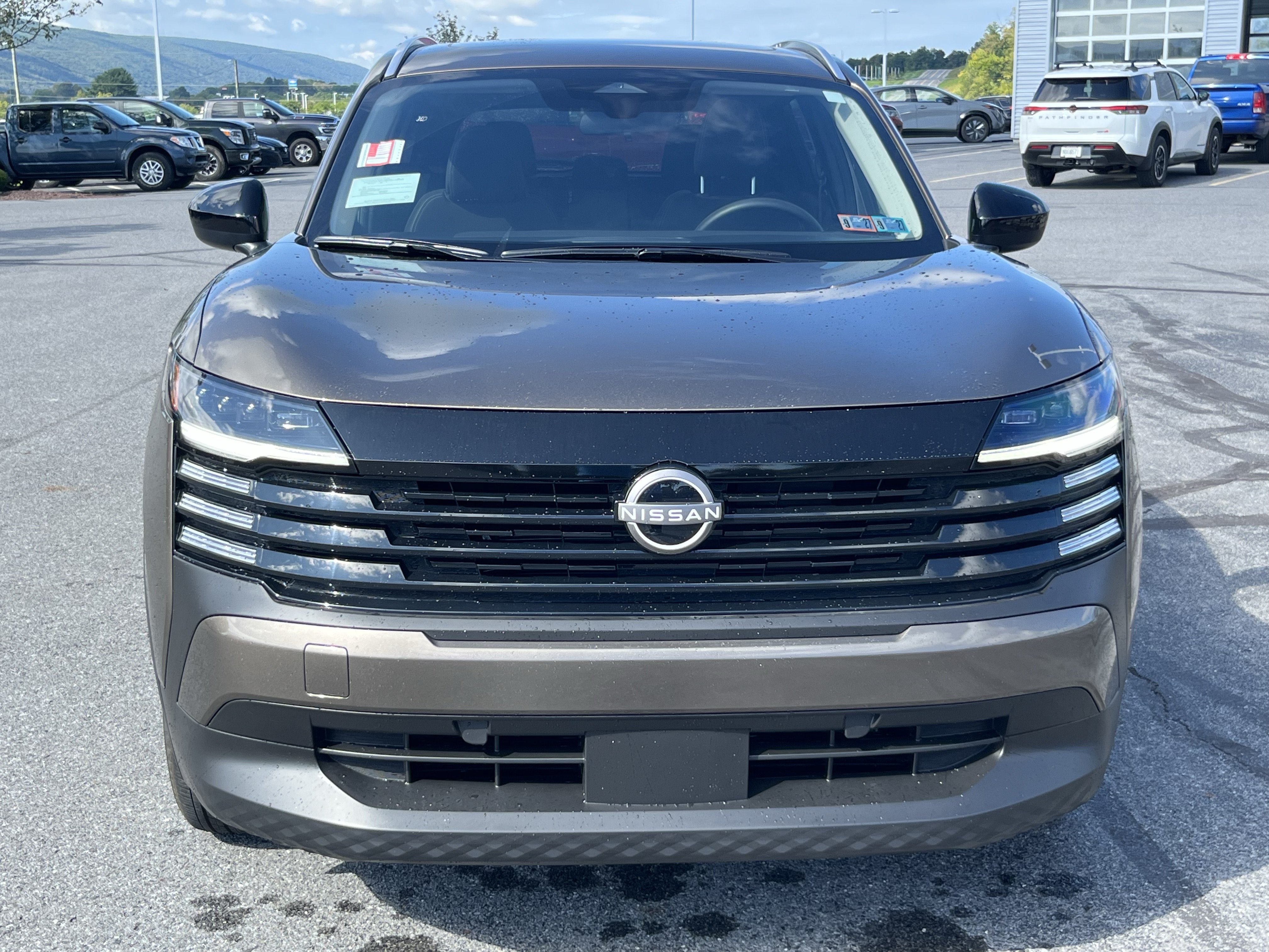 New 2026 Nissan Kicks SV w/ SV Premium Package AWD/4WD image 11