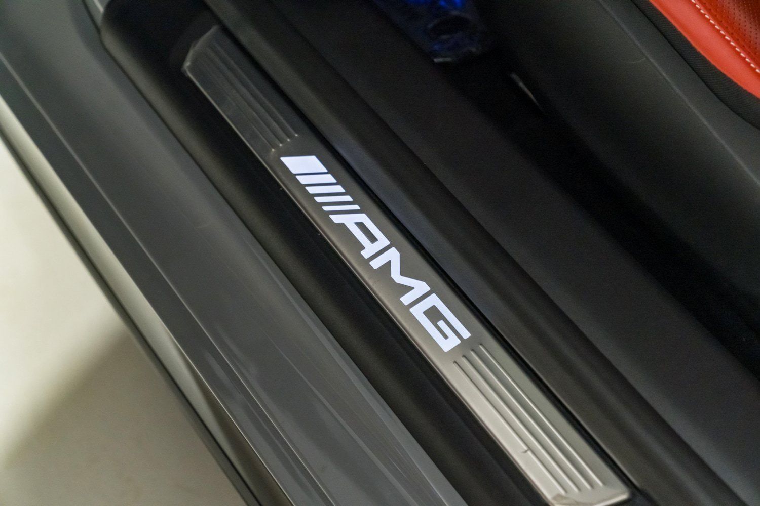 Used 2025 Mercedes-Benz SL 43 AMG w/ Driver Assistance Package image 34