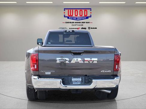 New 2026 RAM 3500 Laramie AWD/4WD image 4