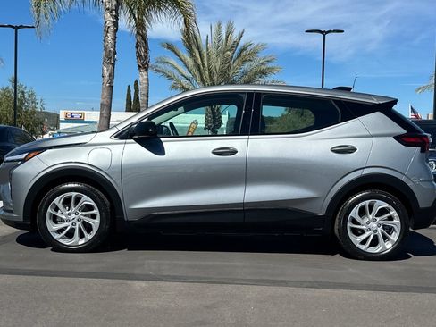 New 2027 Chevrolet Bolt LT w/ Comfort Package FWD image 7