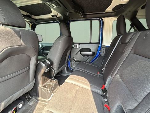 Used 2020 Jeep Wrangler Unlimited Sport AWD/4WD image 23