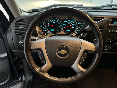 Used 2011 Chevrolet Silverado 1500 LT w/ All-Star Edition AWD/4WD image 27