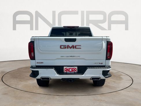 Used 2023 GMC Sierra 1500 AT4 w/ AT4 Premium Package AWD/4WD image 9