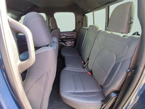 Used 2022 RAM 1500 Big Horn AWD/4WD image 10