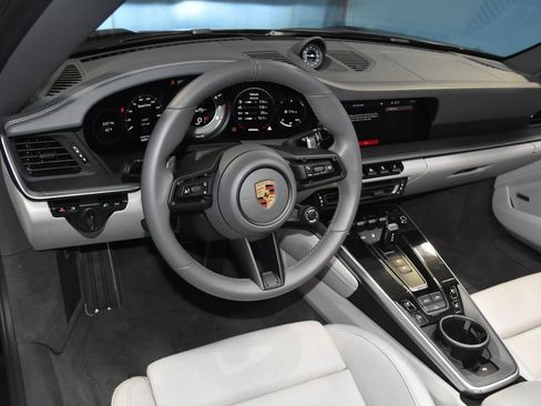Certified 2021 Porsche 911 Turbo image 5
