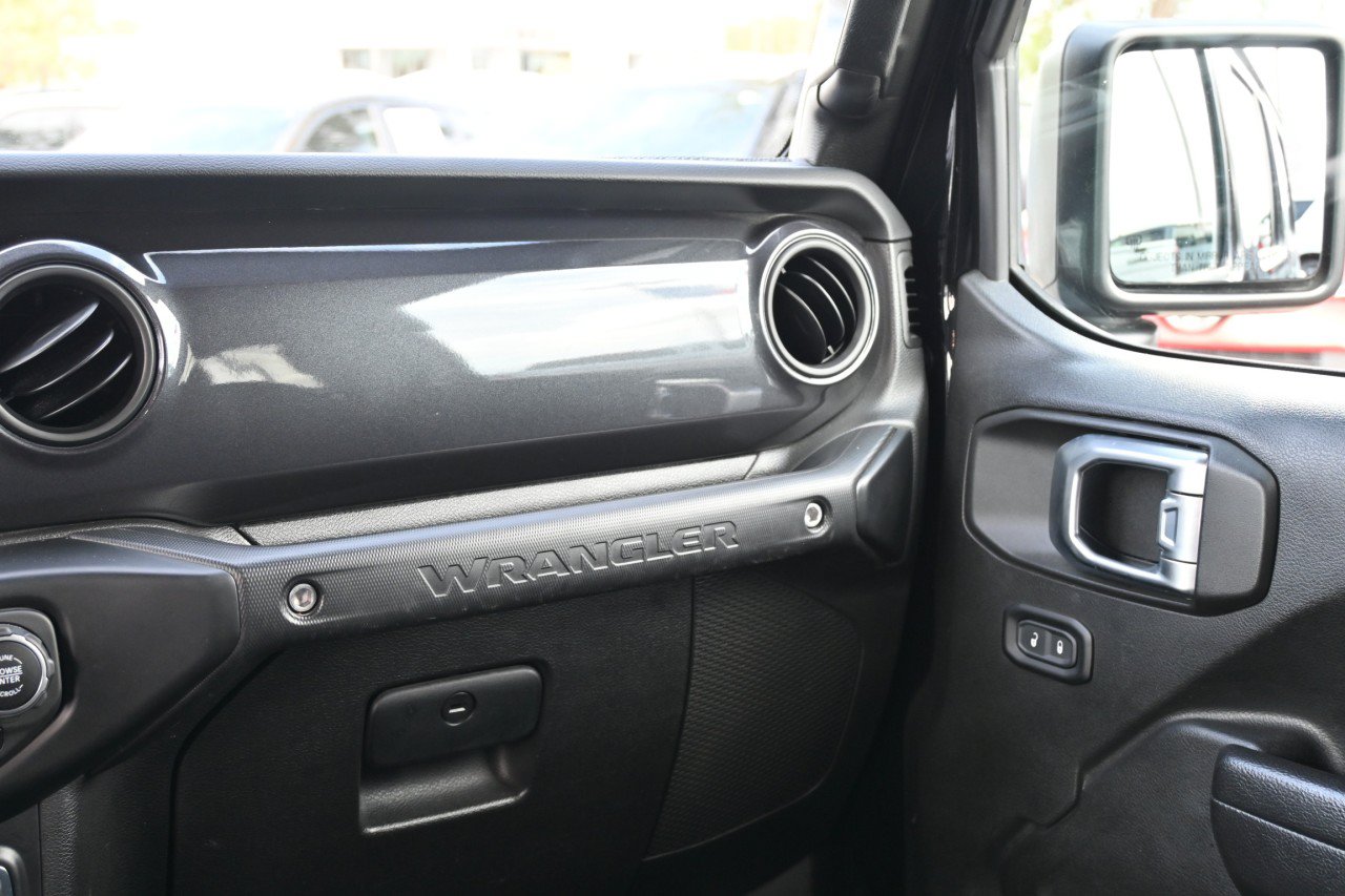 Used 2022 Jeep Wrangler Unlimited Sport AWD/4WD image 8