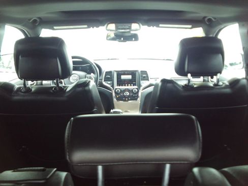 Used 2014 Jeep Grand Cherokee Limited AWD/4WD image 13