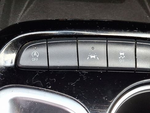 Used 2024 Buick Encore GX Preferred w/ Comfort Package FWD image 23