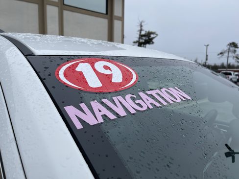 Used 2019 Jeep Grand Cherokee Limited image 27